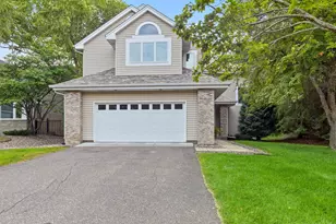 15785 25th Pl N, Plymouth, MN 55447 - Photo 2