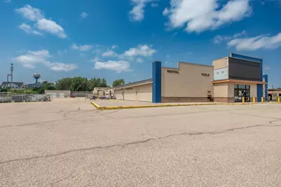 601 Central Street E, Lonsdale, MN 55046 - Photo 10