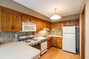 14255 Towers Ln, Eden Prairie, MN 55347 - Photo 8