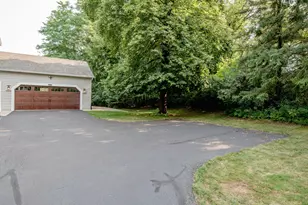 6256 Lynn Way, Woodbury, MN 55129 - Photo 4