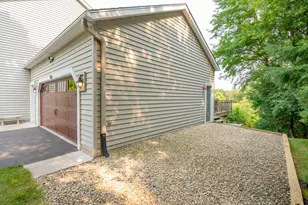 6256 Lynn Way, Woodbury, MN 55129 - Photo 4