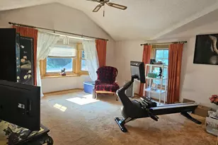 571 Century Ave N, Maplewood, MN 55119 - Photo 12