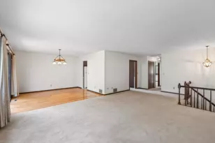1858 Merrill St, Roseville, MN 55113 - Photo 6