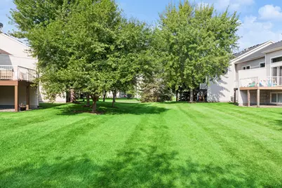 2085 Saint Johns Court, Woodbury, MN 55129 - Photo 18