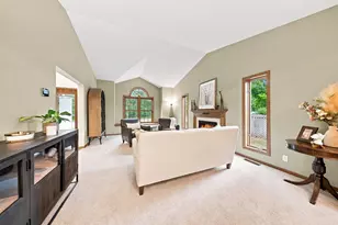 624 Galahad Rd N, Hudson, WI 54016 - Photo 4