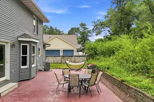 624 Galahad Rd N, Hudson, WI 54016 - Photo 38