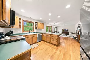 624 Galahad Rd N, Hudson, WI 54016 - Photo 14