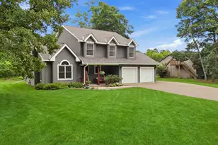 624 Galahad Rd N, Hudson, WI 54016 - Photo 48