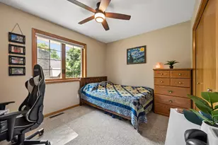 191 S Shore Ct, Chanhassen, MN 55317 - Photo 52