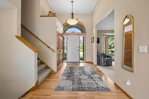 191 S Shore Ct, Chanhassen, MN 55317 - Photo 22