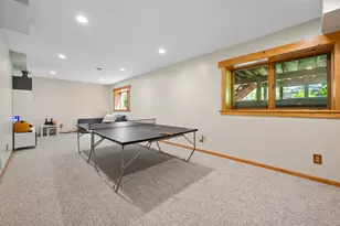 191 S Shore Ct, Chanhassen, MN 55317 - Photo 44