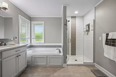 191 South Shore Court, Chanhassen, MN 55317 - Photo 58