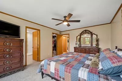 191 South Shore Court, Chanhassen, MN 55317 - Photo 56
