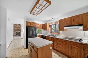 2466 Highview Ln SW, Rochester, MN 55902 - Photo 8