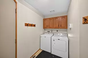 2466 Highview Ln SW, Rochester, MN 55902 - Photo 16