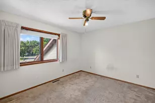 2466 Highview Ln SW, Rochester, MN 55902 - Photo 22