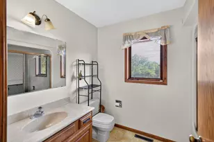 2466 Highview Ln SW, Rochester, MN 55902 - Photo 24