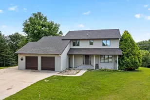 2466 Highview Ln SW, Rochester, MN 55902 - Photo 36