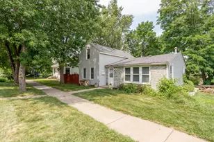 411 3rd Ave W, Shakopee, MN 55379 - Photo 2