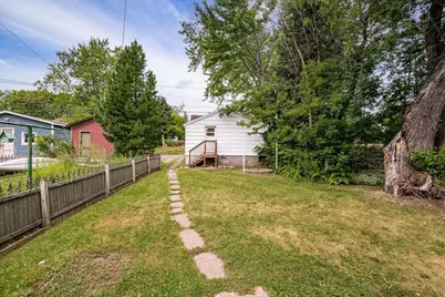 1027 E 9th Street, Duluth, MN 55805 - Photo 18