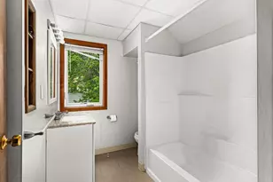 1027 E Ninth St, Duluth, MN 55805 - Photo 12