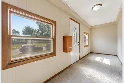 648 3rd Avenue S, South Saint Paul, MN 55075 - Photo 4