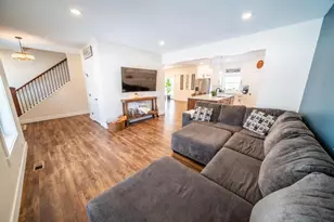 1017 Chester Ave SE, Rochester, MN 55904 - Photo 8
