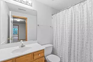 3936 Everest Ln N, Plymouth, MN 55446 - Photo 38
