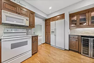 14136 Frontier Ln, Burnsville, MN 55337 - Photo 8