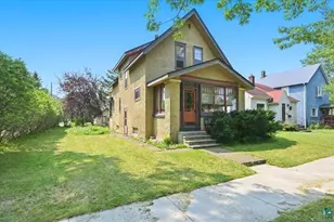 1114 N 18th St, Superior, WI 54880 - Photo 1
