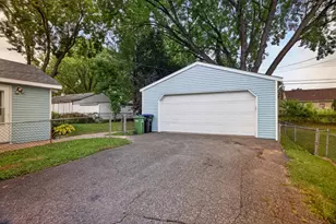 1232 Skillman Ave W, Roseville, MN 55113 - Photo 14