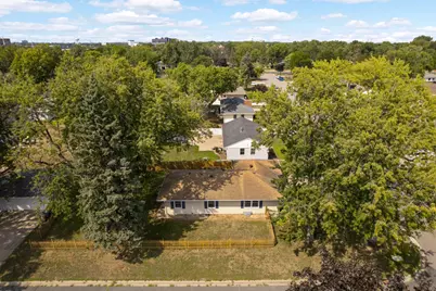 8236 Dupont Avenue S, Bloomington, MN 55420 - Photo 26