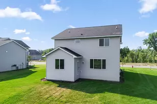 1551 Creekwood Dr, New Richmond, WI 54017 - Photo 38