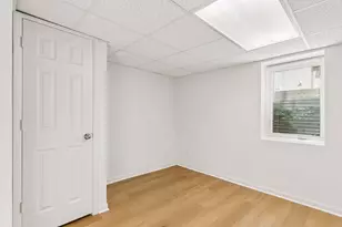 409 Milton Street S, Saint Paul, MN 55102 - Photo 38