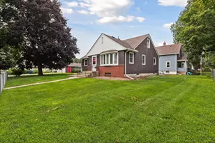 409 Milton Street S, Saint Paul, MN 55102 - Photo 4