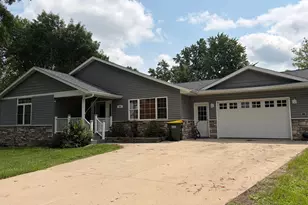 509 1st Ave S, Raymond, MN 56282 - Photo 2