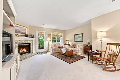 132 Wedgewood Court, Mahtomedi, MN 55115 - Photo 38
