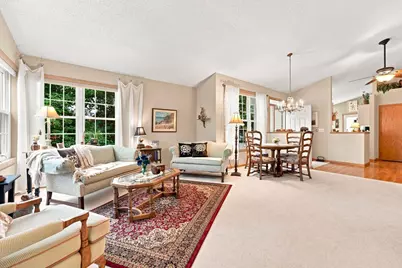 132 Wedgewood Court, Mahtomedi, MN 55115 - Photo 18