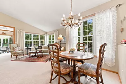 132 Wedgewood Court, Mahtomedi, MN 55115 - Photo 16