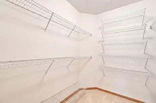 132 Wedgewood Ct, Mahtomedi, MN 55115 - Photo 34