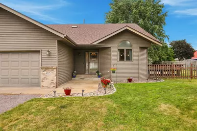 405 15th Street N, Sauk Rapids, MN 56379 - Photo 2