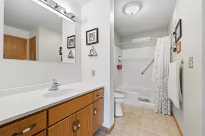 912 Hawthorne Street #104, Alexandria, MN 56308 - Photo 28