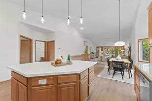 1478 Violet Ln, Eagan, MN 55122 - Photo 12