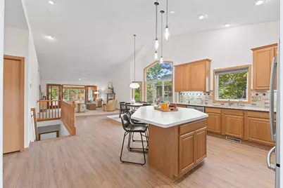 1478 Violet Lane, Eagan, MN 55122 - Photo 4