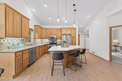 1478 Violet Lane, Eagan, MN 55122 - Photo 6