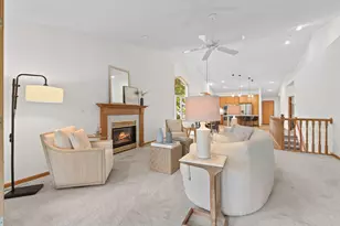 1478 Violet Ln, Eagan, MN 55122 - Photo 18