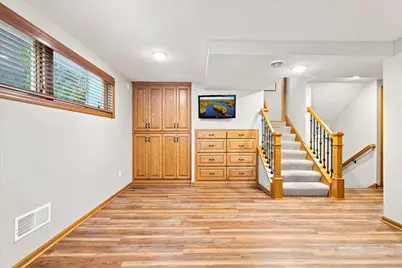 111 Teresa Drive, West Saint Paul, MN 55118 - Photo 36