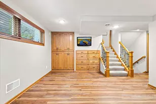 111 Teresa Dr, West Saint Paul, MN 55118 - Photo 36