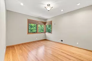 111 Teresa Dr, West Saint Paul, MN 55118 - Photo 34