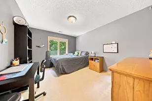 605 Knollwood Dr, Hudson, WI 54016 - Photo 22